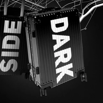 Merch Dark Side suitcase