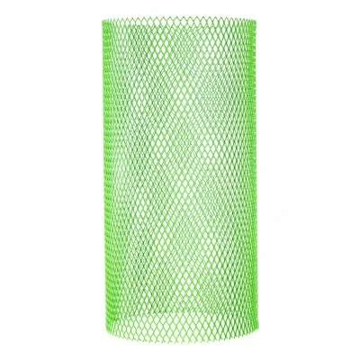 The protective grid is green